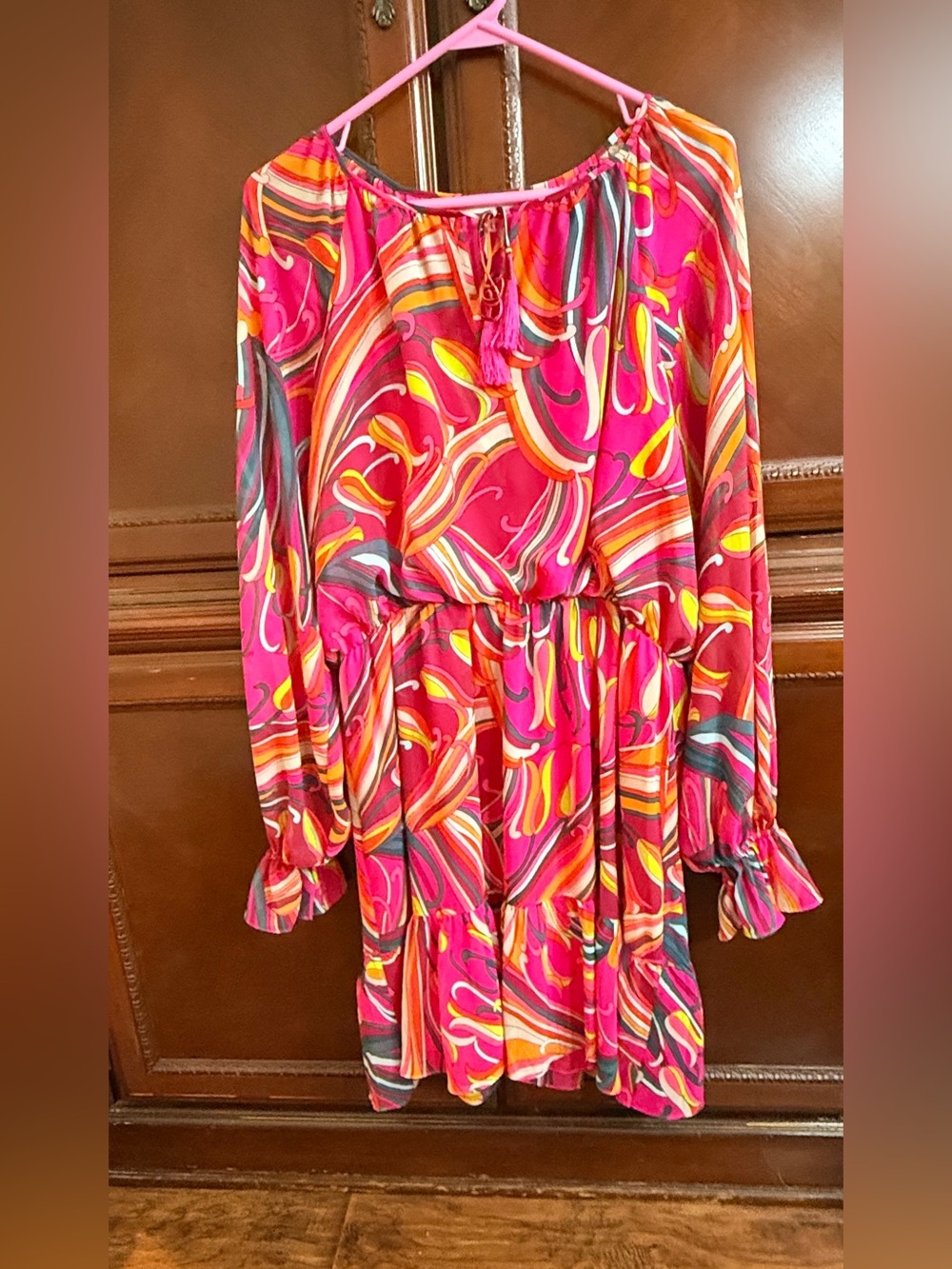 Trina Turk EUC Psychedelic Retro 
Print Mini Dress Mod inspired
Pink Multi Sz L